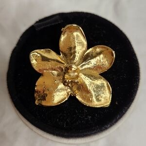 Gold Flower Brooch Pendant